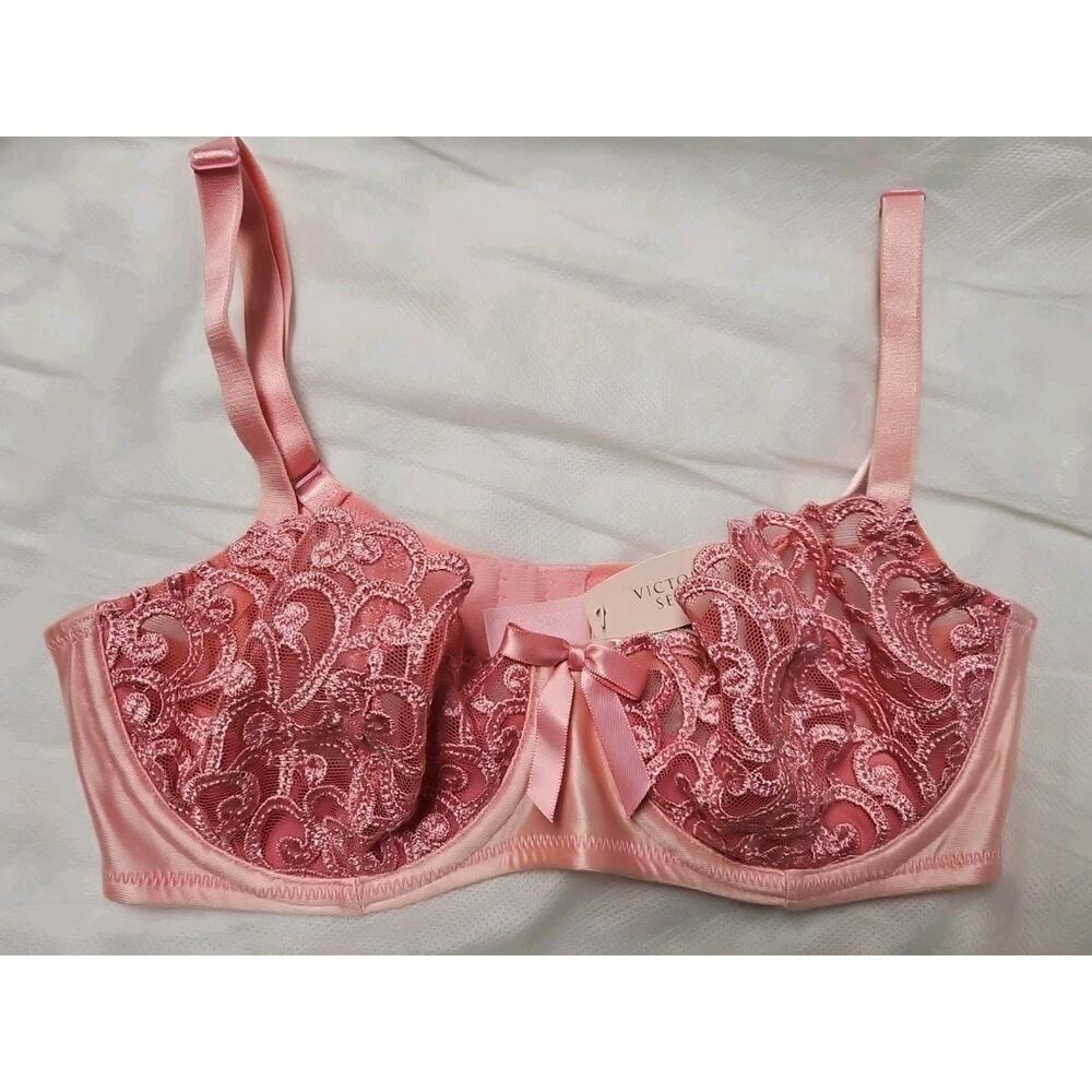 NWT Victoria’s Secret ~ VTG Stly 3728 Lace & Satin Pink Plunge Underwire Bra 34B